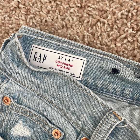 Gap Jeans - Picture 2 of 4
